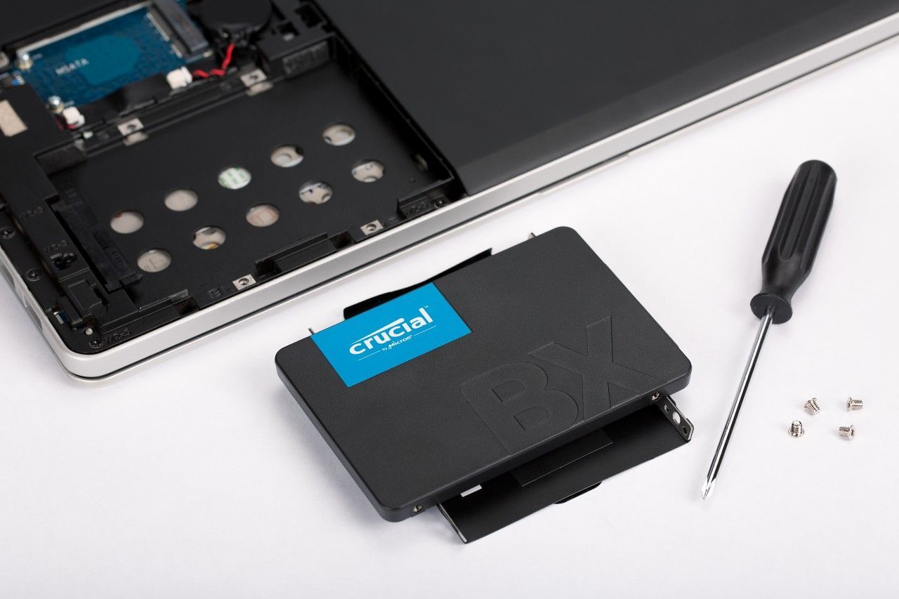 Твердотельный накопитель Crucial BX500 CT1000BX500SSD1